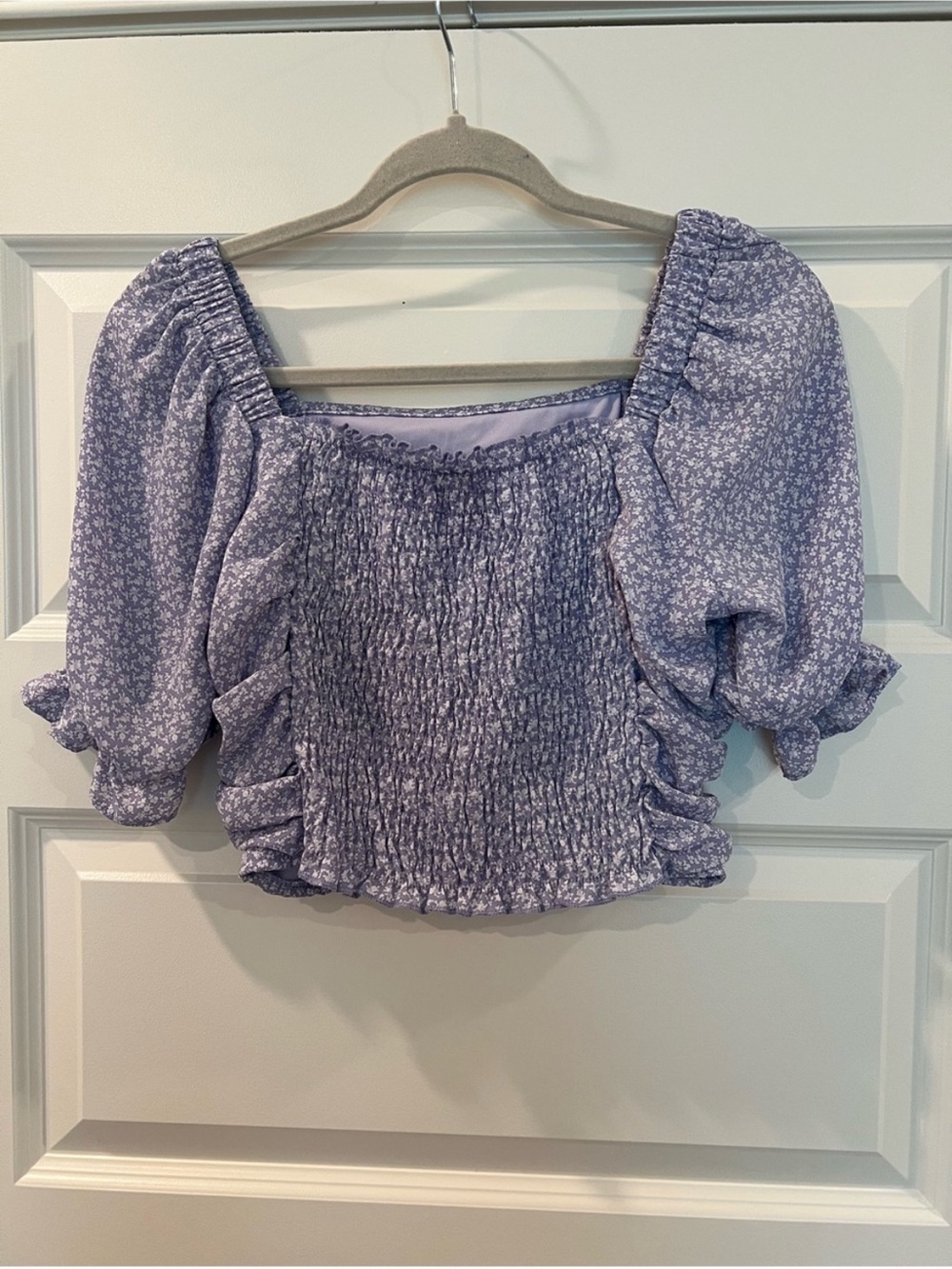 Altar’d State Lavender Ruched Floral Puff Sleeve Smocked Crop Top Medium - Picture 4 of 10